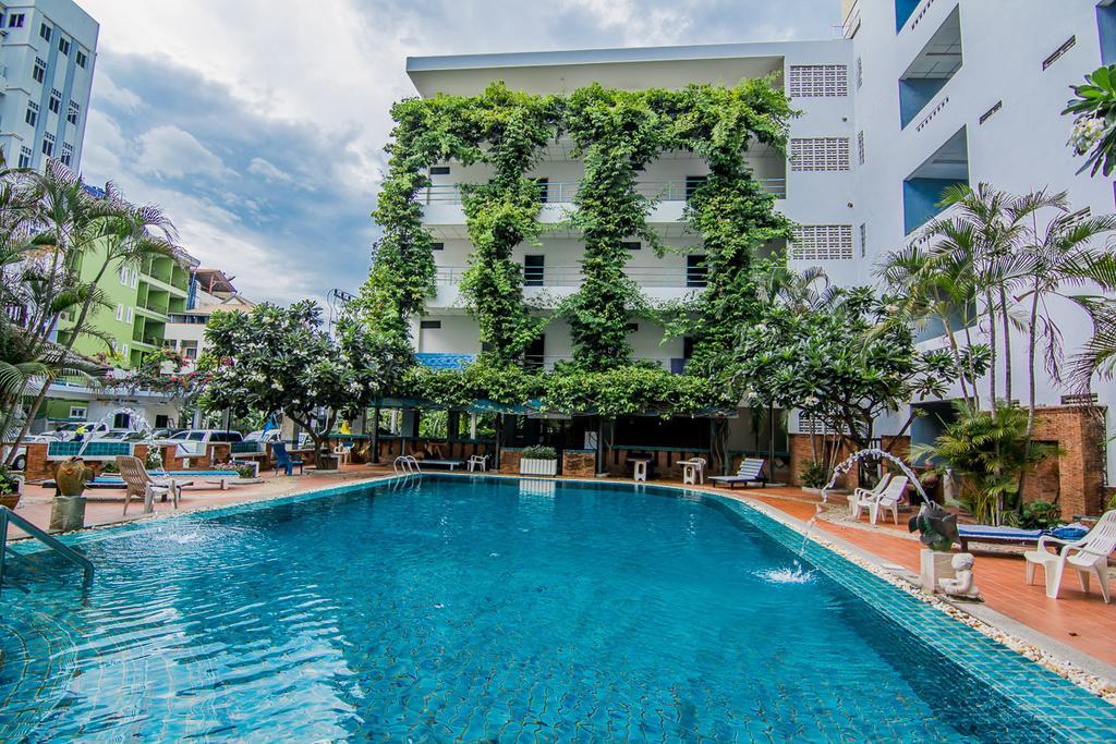 Sutus Court 5 Hotel Pattaya Exterior photo