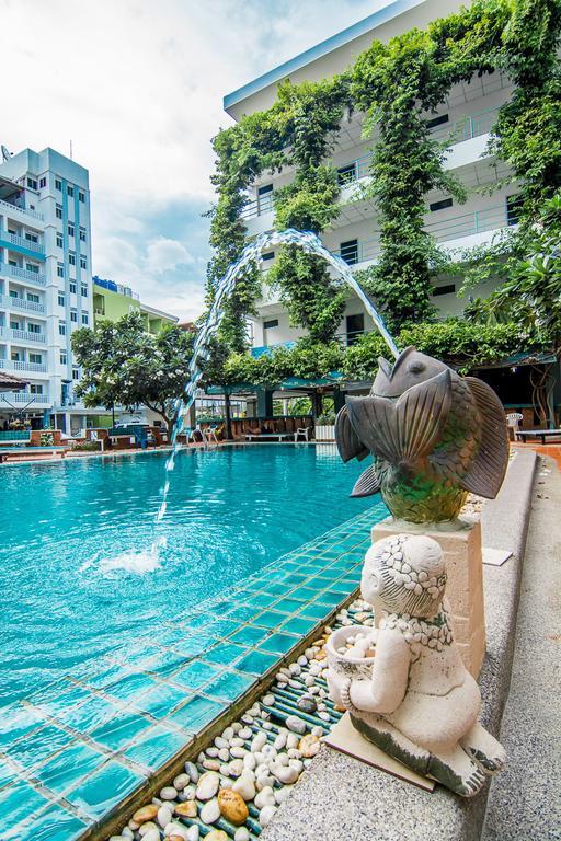 Sutus Court 5 Hotel Pattaya Exterior photo